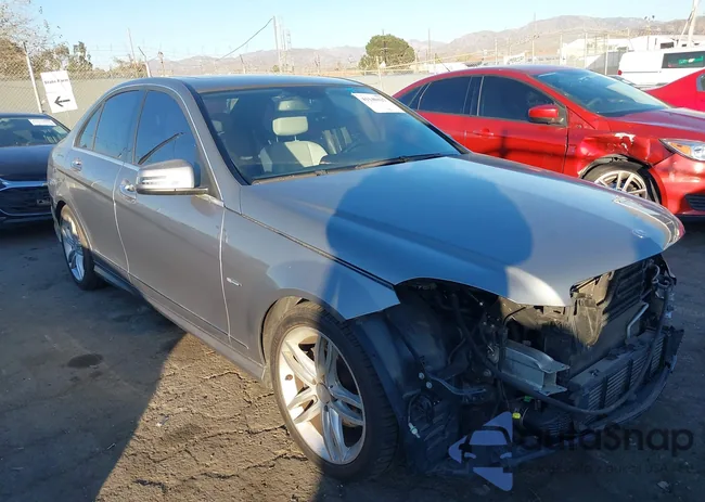 WDDGF4HB3CA658779: 41140427