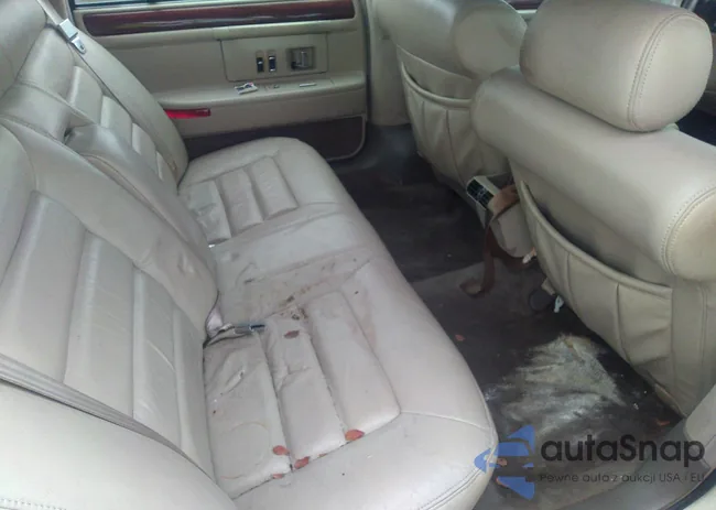 1G6KD52B1RU231703: 41140916