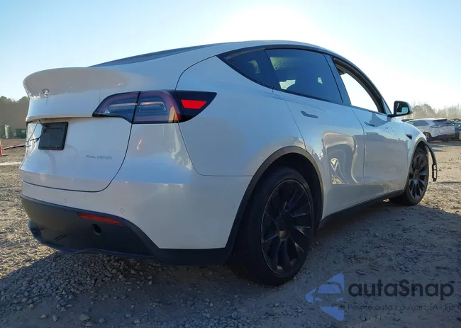 5YJYGAEE2MF188813: 41147268