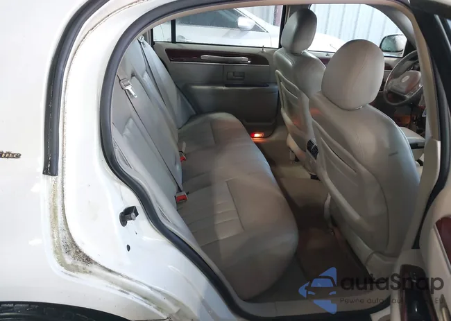 1LNHM81W54Y659610: 41149377