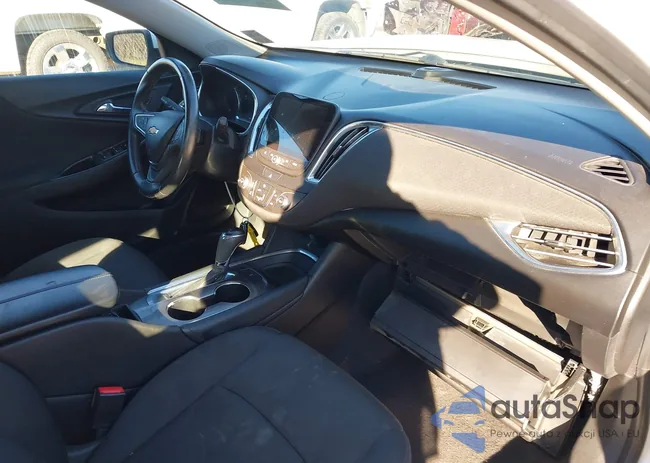 1G1ZE5ST8GF348061: 41151277