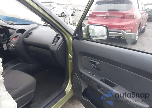 KNDJT2A54C7440509: 41153708