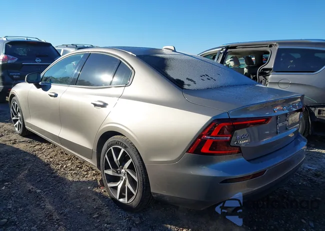 7JRA22TKXKG017522: 41153053