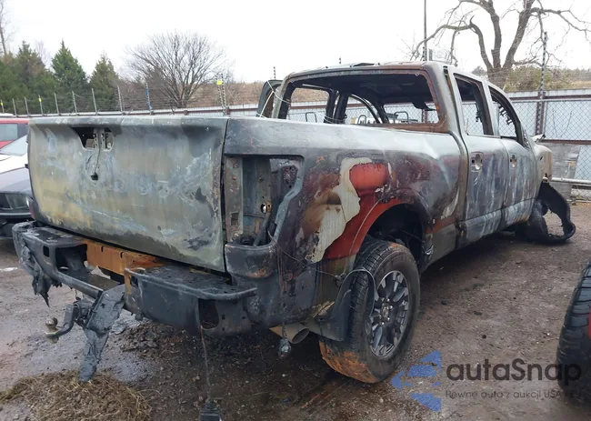 1N6BA1F43GN506468: 41155367