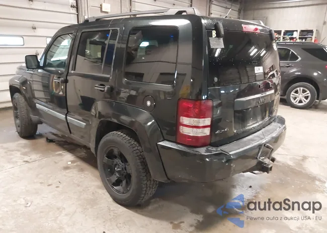 1J8GN28K18W244467: 41154832