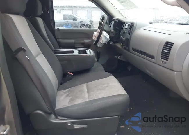 1GCEC14X28Z174203: 41160040