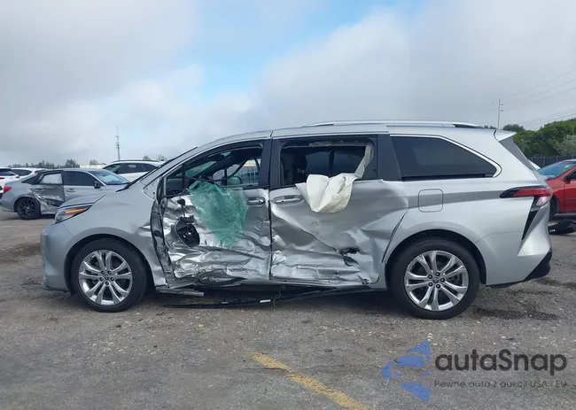 5TDERKEC8NS089685: 41161768