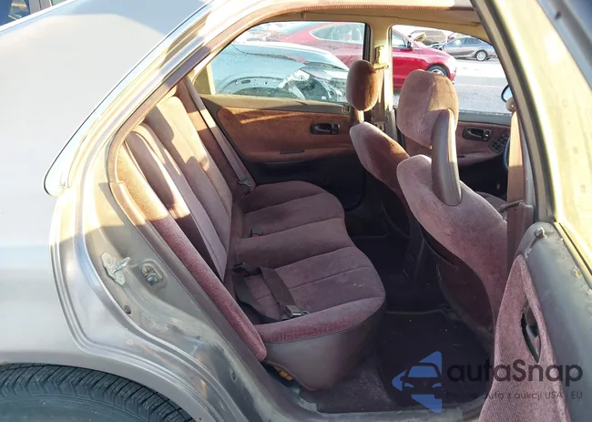 1HGEG8557NL059526: 41165101