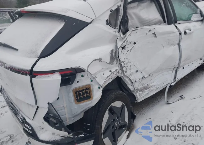 KM8HE3A60SU018112: 41165981