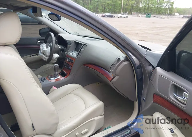 JNKCV61F09M352603: 41168178