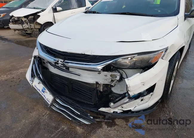 1G1ZB5ST2PF123868: 41168695