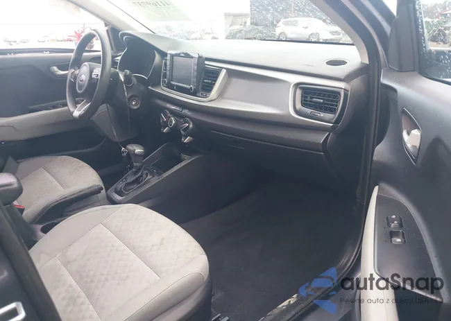 3KPA25AD0LE302932: 41169737