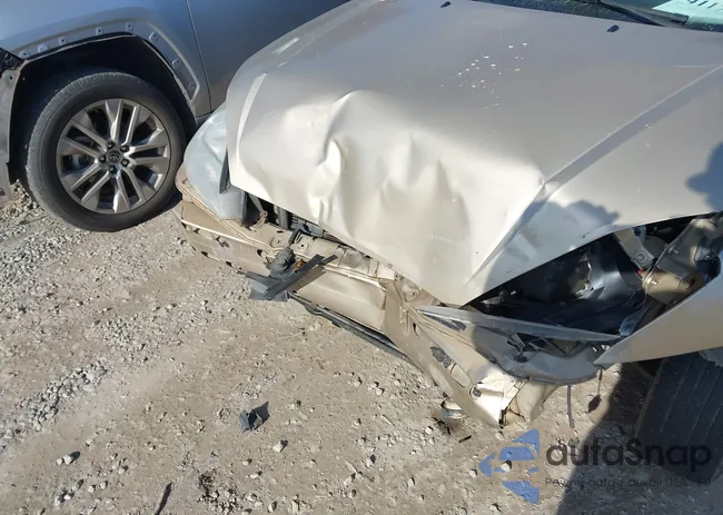 1FAFP3435YW292500: 41173367