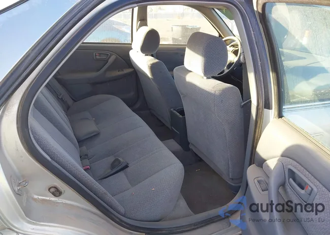 JT2BF28K4Y0237863: 41177564