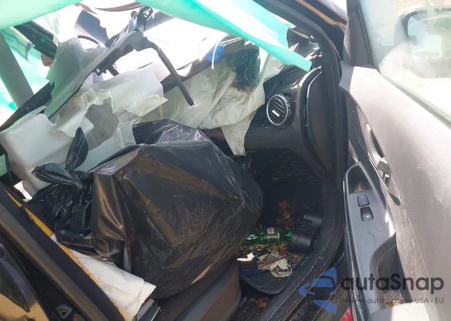 KM8K12AA3MU637032: 41178640