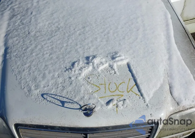 WDBHA29G6WA618727: 41179808