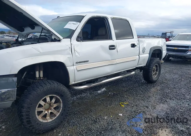 1GCHK23U05F842851: 41179857