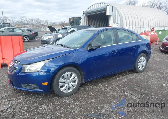 1G1PC5SH9C7135634: 41181329