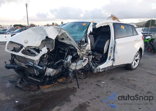 5UXFG2C5XCL779627: 41181348