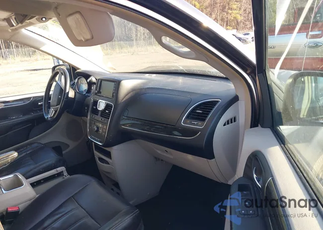 2C4RC1BGXDR744487: 41183029