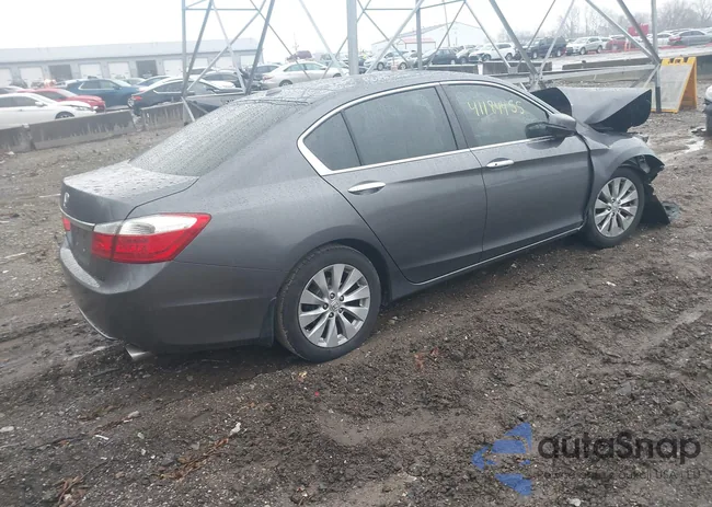 1HGCR2F82DA270991: 41184455