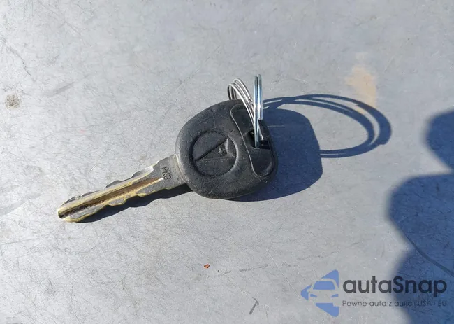 2G2WP552081126201: 41186786