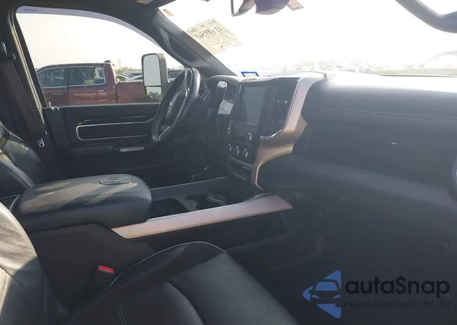 3C63RRJL5KG524928: 41189565