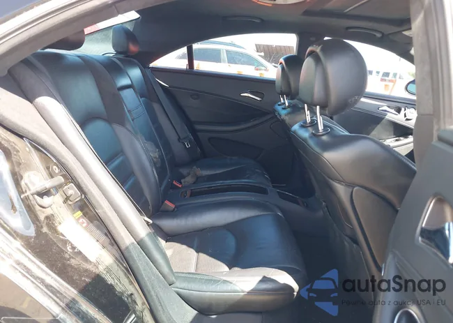 WDDDJ77XX8A124573: 41192857