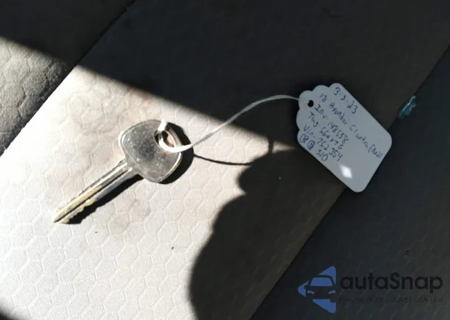 KMHD74LF2KU762354: 41197655