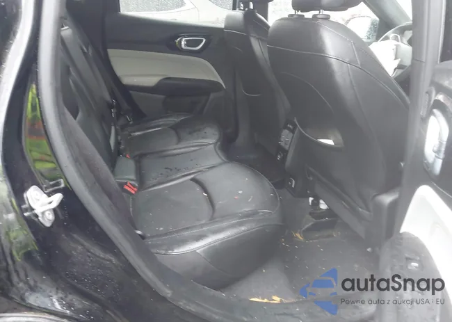 3C4NJDCN8PT512863: 41197075