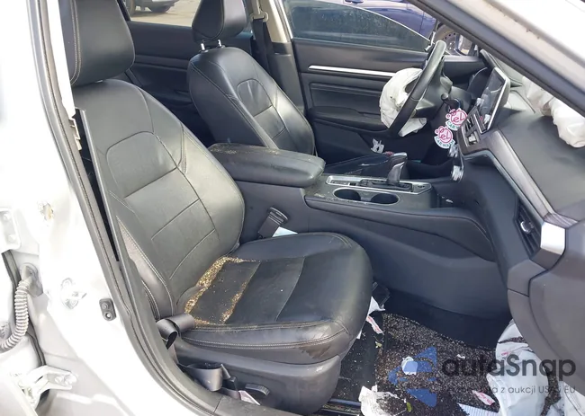 1N4BL4EV6KC249339: 41199946