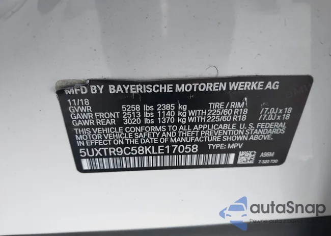 5UXTR9C58KLE17058: 41203082