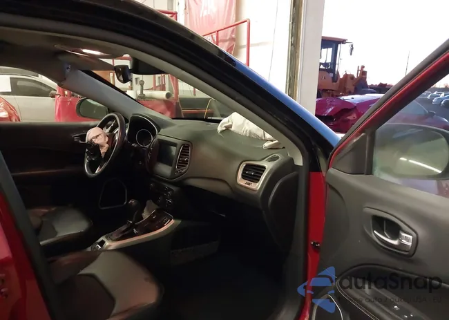 3C4NJDBBXKT846800: 41205406