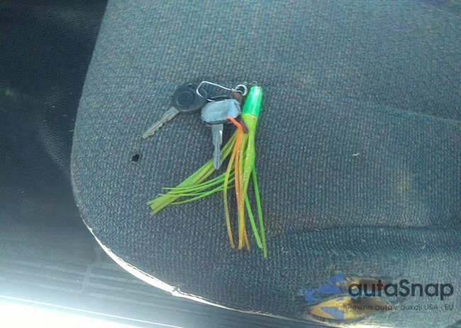 1GCEC14W01Z334737: 41204915