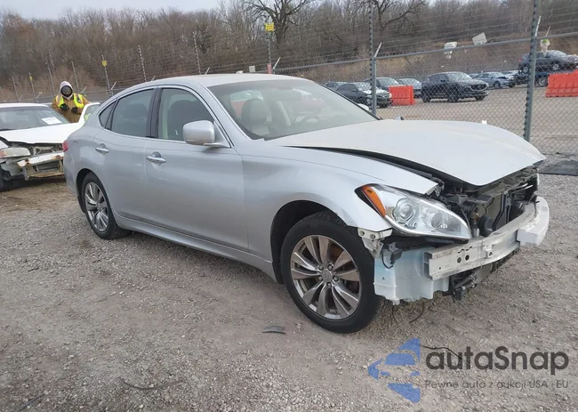 JN1BY1ARXCM395471: 41204944