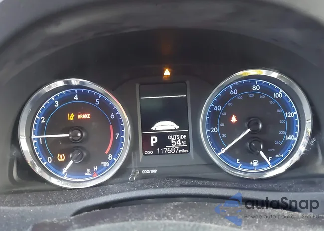 2T1BURHE0JC068646: 41206511