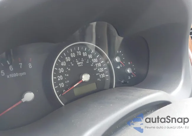 KNDMB233776118986: 41207752