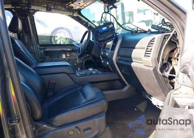 1FMJU1HT8MEA75501: 41212610