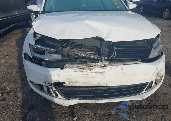 3VWD07AJ6EM403936: 41215073