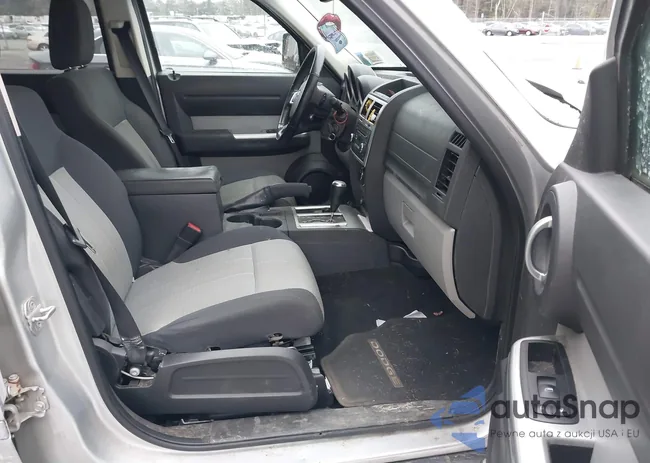 1D8GU58K37W727325: 41217976