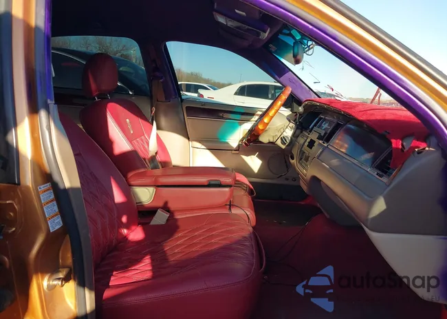 1LNHM83WX3Y633077: 41219392