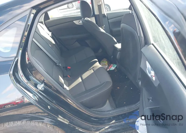 3KPF24AD3RE772882: 41222560