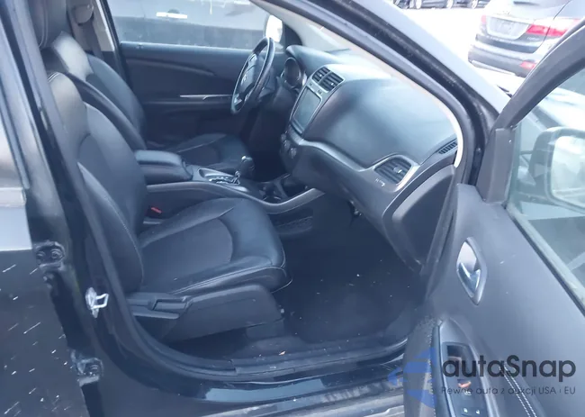 3C4PDCGG0JT515916: 41223876