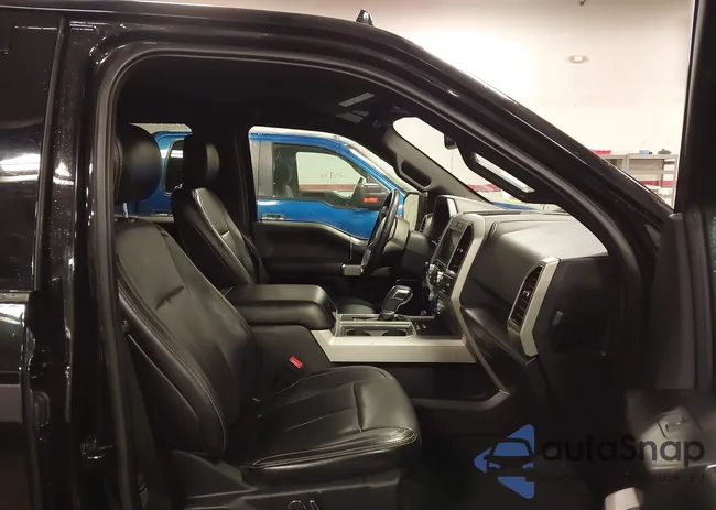 1FTEW1EG1JFD30020: 41230555