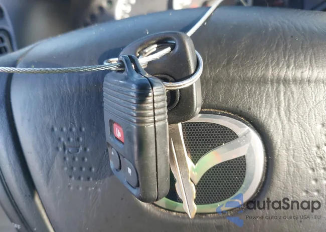 4F2CZ06133KM38250: 41230584