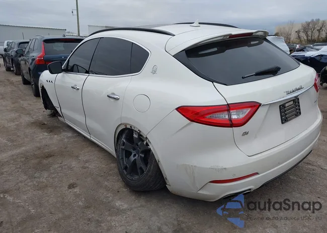 ZN661XUS8JX259578: 41232323