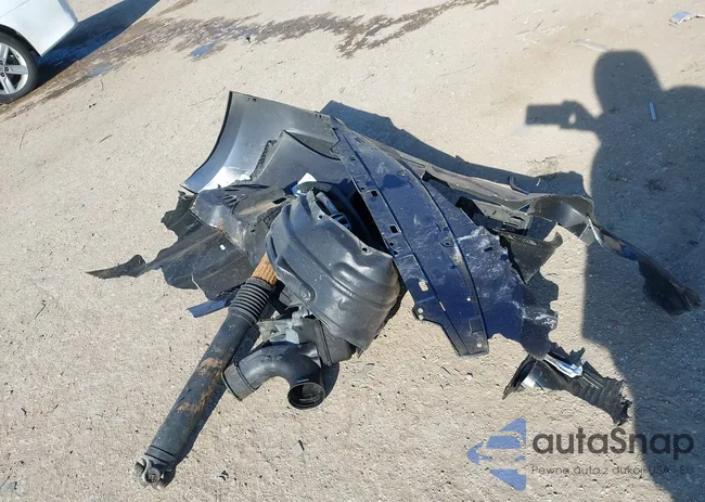 1HGCP2F32CA133686: 41233402