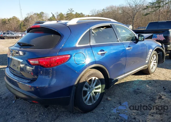 JN8CS1MW4HM410093: 41232717