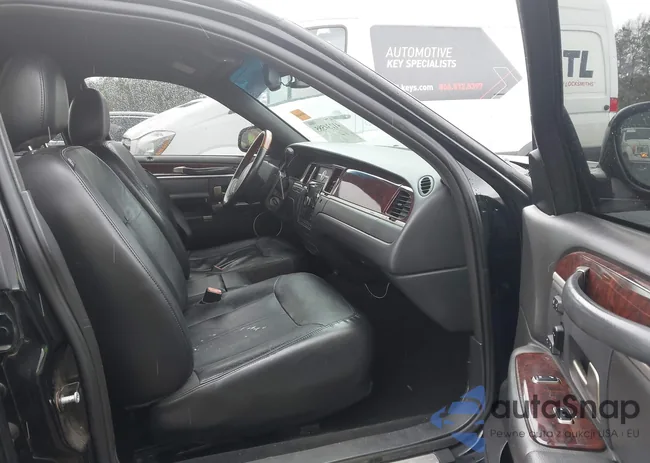 2LNHM82V58X647484: 41234585