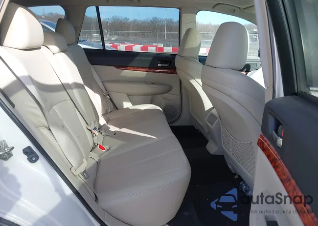 4S4BRBKC0C3301058: 41235024